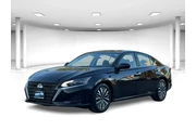 $16934 : Nissan Altima 2023 2.5 SV 4d thumbnail
