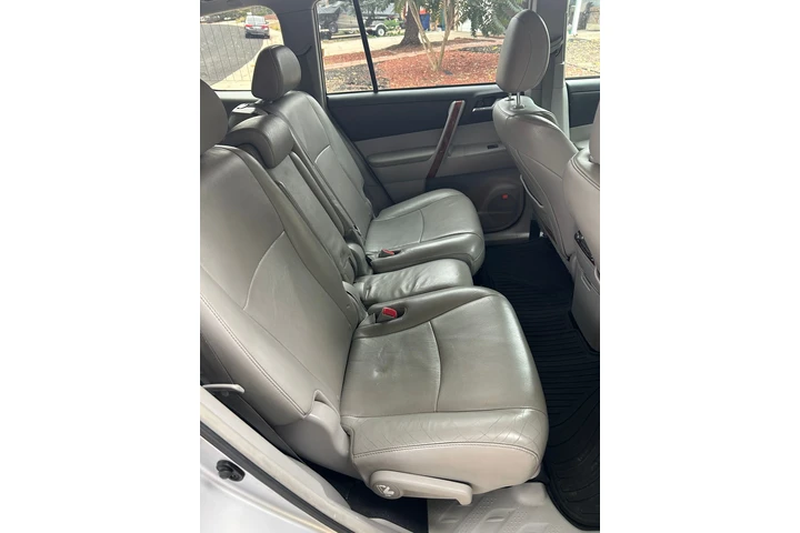 $7900 : 2013 Toyota HIGHLANDER LTD image 7