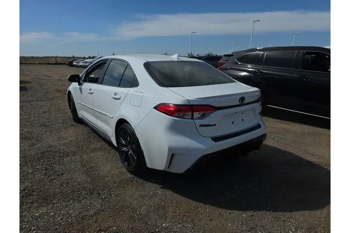 $29900 : Toyota Corolla 2026 SE 4dr S image 4