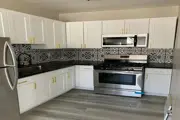 $1900 : 3 Bedroom Apt in Central LA thumbnail