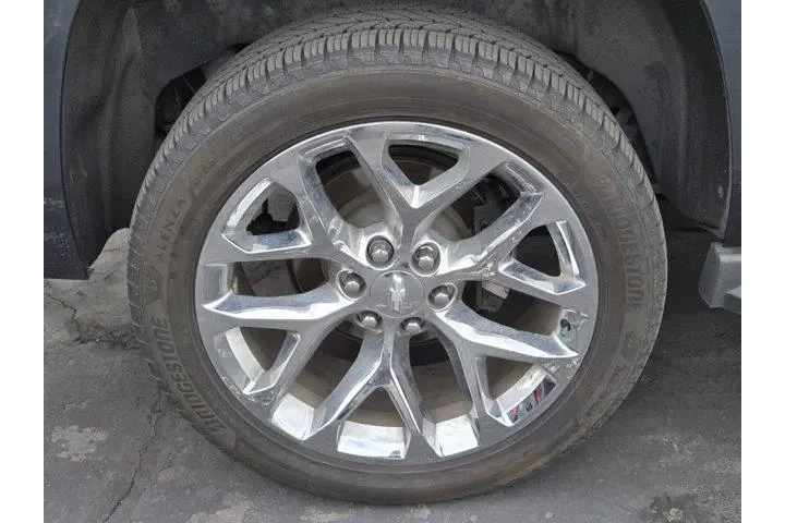 $29991 : Chevrolet Tahoe 2020 4x4 LT image 3