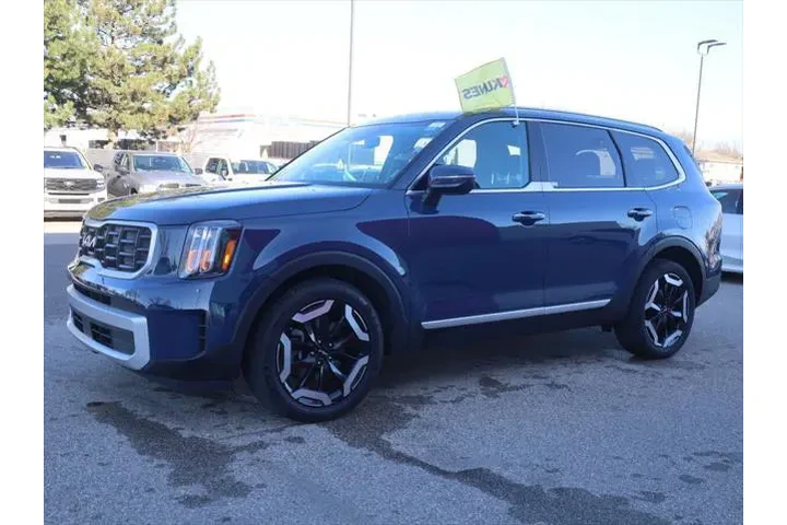 $35777 : Kia Telluride 2025 AWD S 4dr image 5
