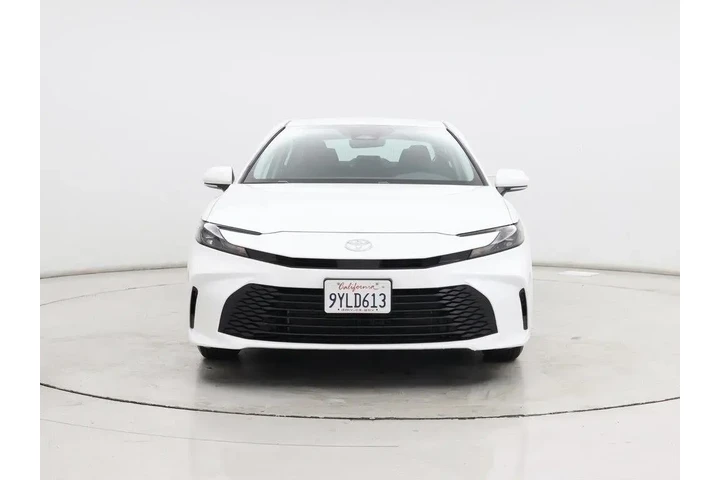 $31998 : Toyota Camry 2026 LE 4dr Sed image 5