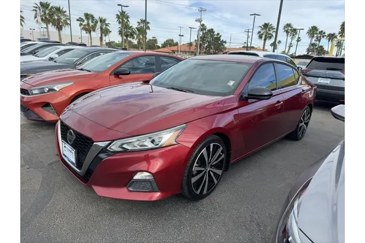 $14999 : Nissan Altima 2019 2.5 SR 4d image 1