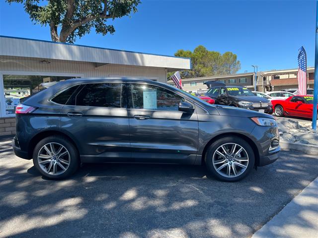 $27995 : 2020 Edge Titanium FWD image 4