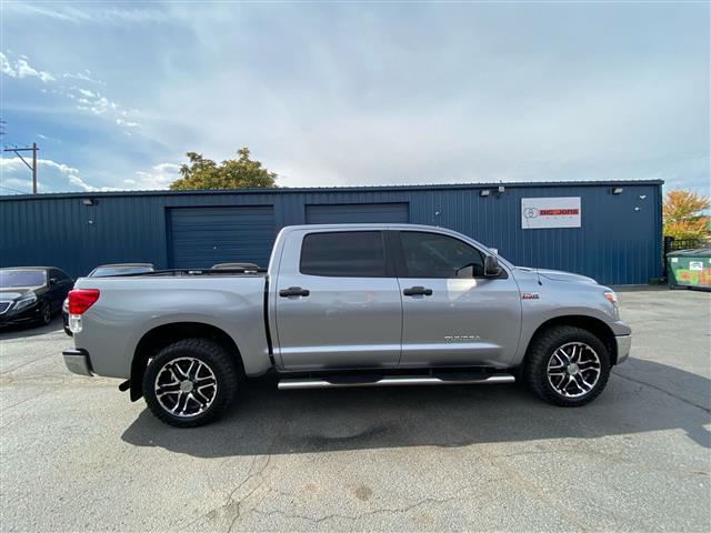 $27369 : 2011 Tundra Grade, LOW MILES, image 8