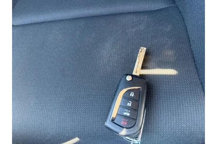 $18700 : Toyota Corolla 2023 LE 4dr S image 4