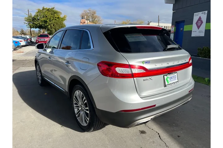 2017 MKX Reserve image 7