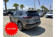$21900 : Nissan Rogue 2023 SV 4dr Cro thumbnail