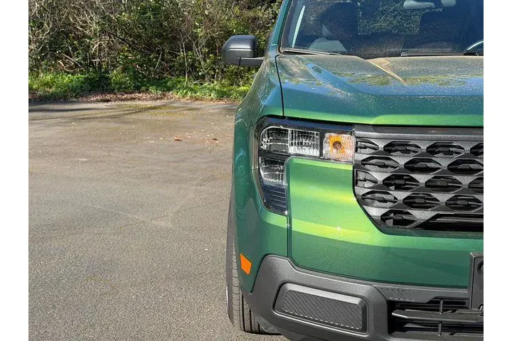 $30995 : Ford Maverick 2025 AWD XL 4d image 8