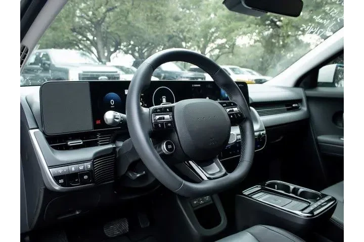 $38957 : Hyundai IONIQ 5 2025 SEL 4dr image 9