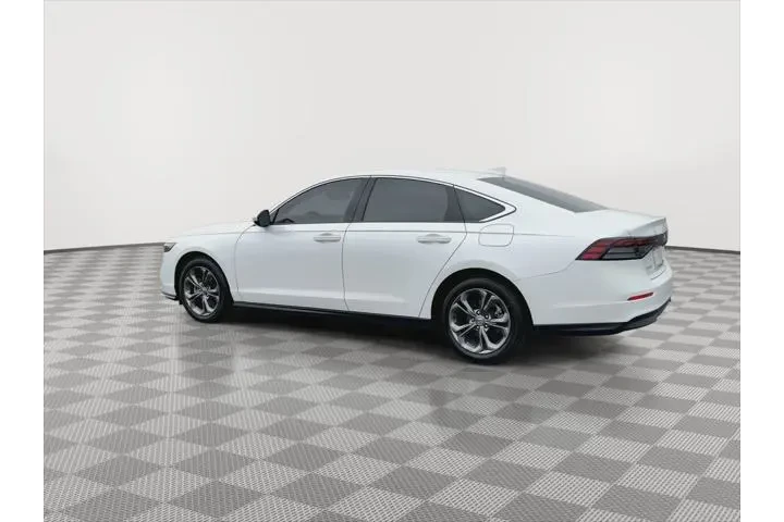 $28000 : Honda Accord 2024 EX 4dr Sed image 6