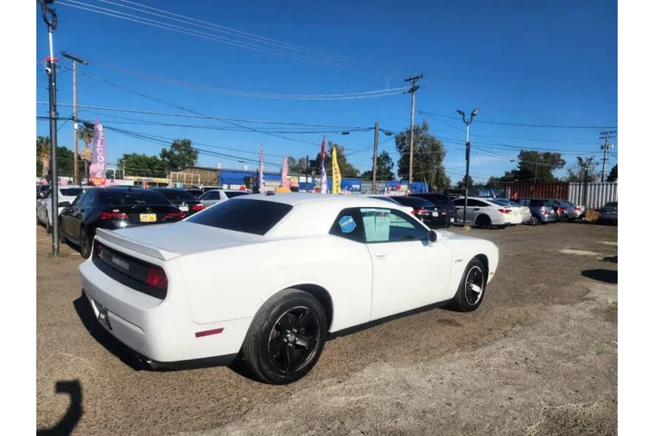 $15599 : 2014 Challenger R/T image 9