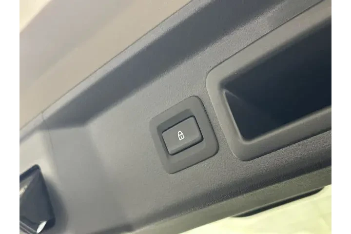 $27000 : Mazda CX-30 2024 AWD 2.5 Car image 9