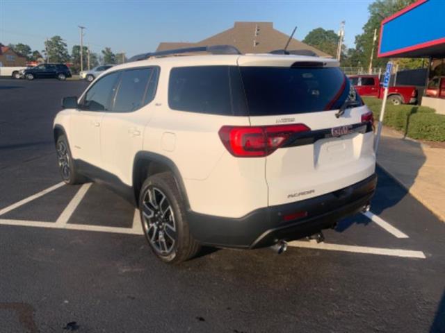 2019 GMC Acadia image 4