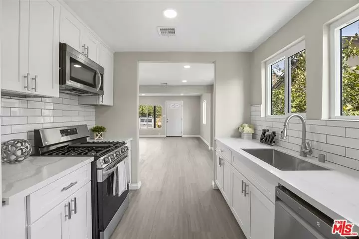 $1250 : Habitación privada con baño image 6