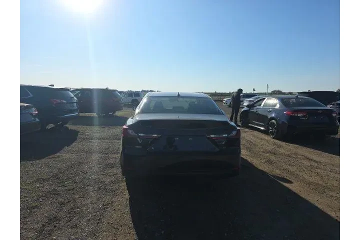 $33900 : Toyota Camry 2026 LE 4dr Sed image 5