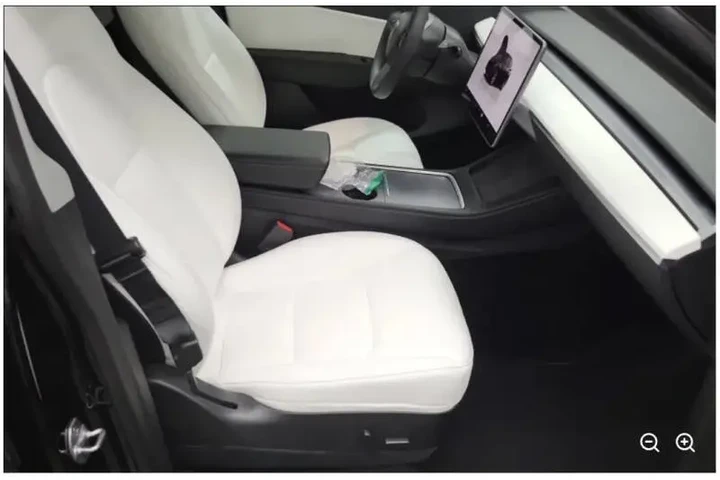 $27499 : 2022 Model Y Long Range image 8