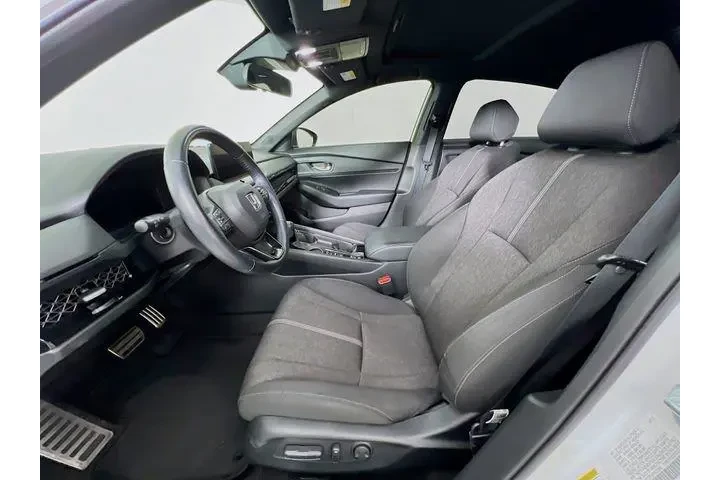 $26988 : Honda Accord Hybrid 2023 Spo image 10
