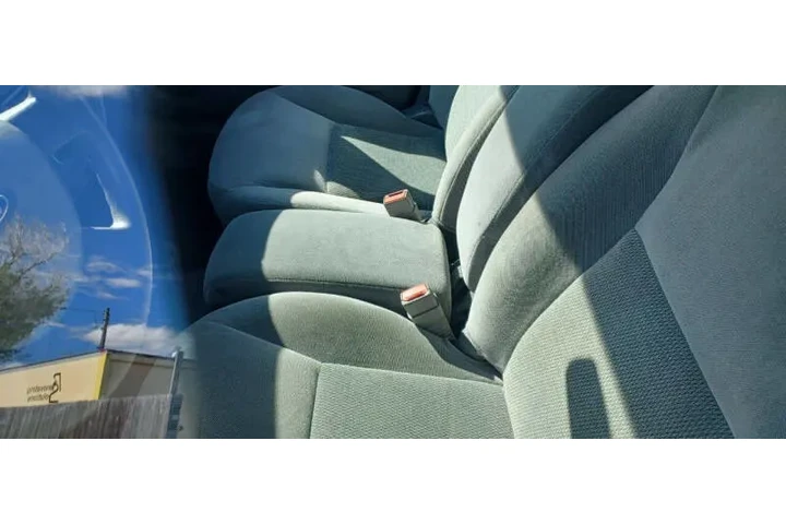 $3895 : 2005 Taurus SE image 6