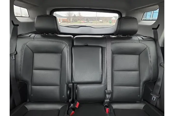 $22819 : GMC Terrain 2024 AWD SLT 4dr image 4