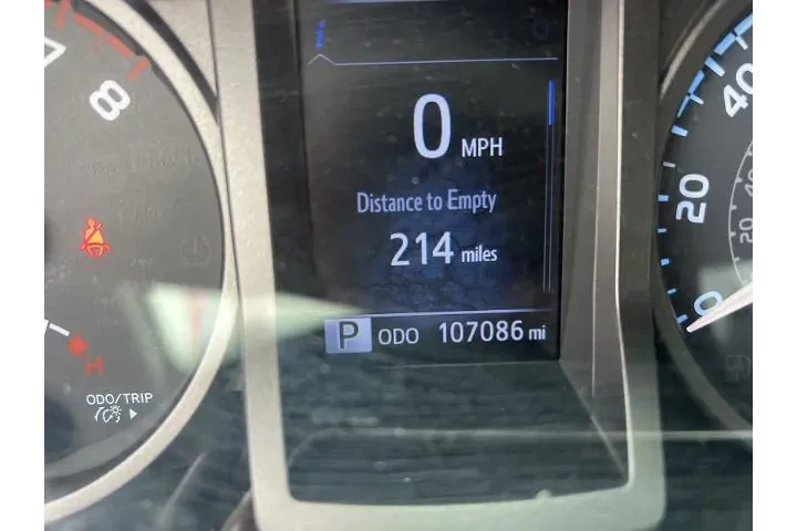 $27998 : Toyota Tacoma 2019 4x4 TRD P image 3