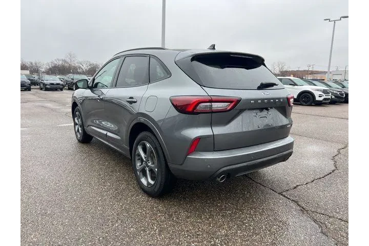 $25615 : Ford Escape 2024 AWD ST-Line image 6