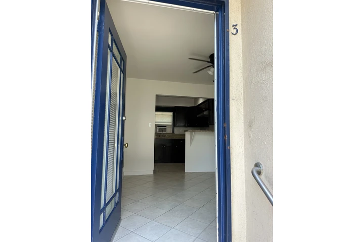 $1700 : APT D UNA RECÁMARA LONG BEACH image 2