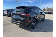 $24843 : Ford Escape 2024 AWD ST-Line thumbnail