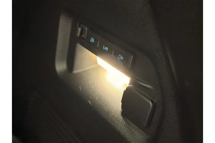 $32000 : Ford Explorer 2022 AWD Limit image 10