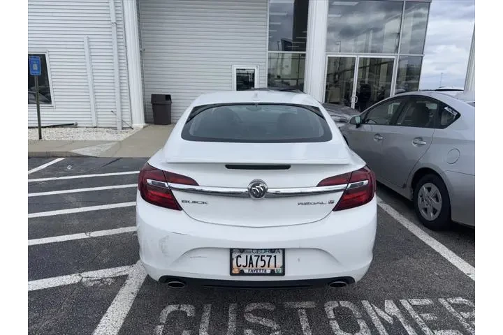 $11851 : Buick Regal 2017 Sport Touri image 2