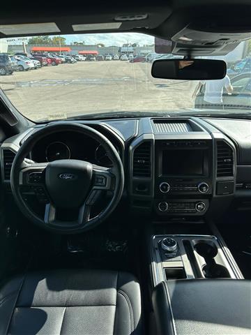 Ford expedition 2020 image 3