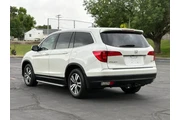 $15900 : 2016 Pilot EX-L thumbnail