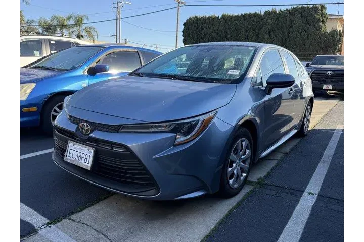 $18514 : Toyota Corolla 2022 LE 4dr S image 2