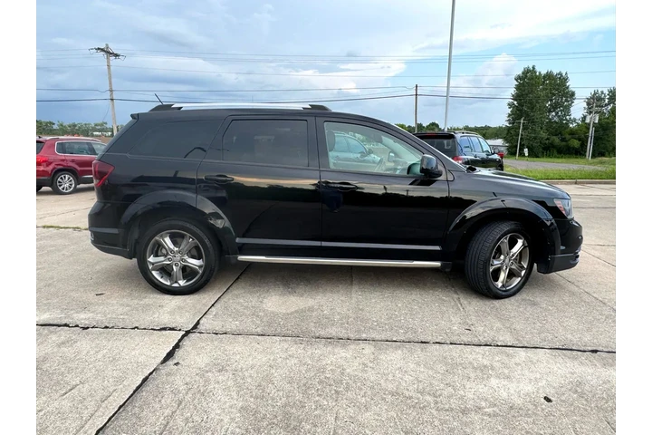 $6999 : 2017 Journey Crossroad FWD image 3
