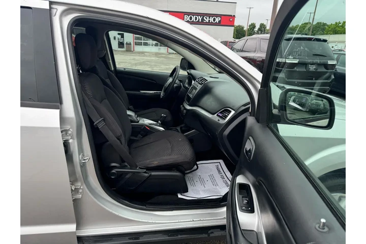 $3980 : 2014 Journey FWD 4dr SXT image 8