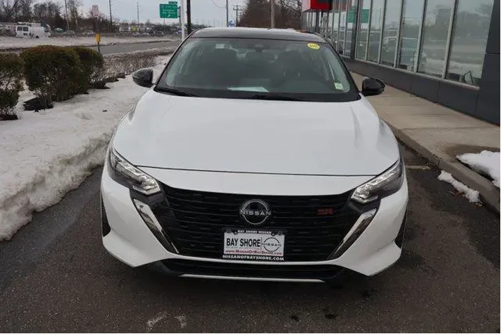 $18628 : Nissan Sentra 2025 SR 4dr Se image 3