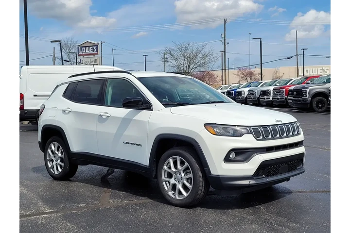 $24997 : Jeep Compass 2022 4x4 Latitu image 1