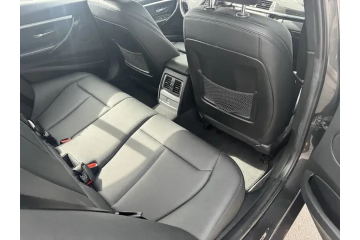 $14797 : 2017 BMW 3 Series 330i xDrive image 5