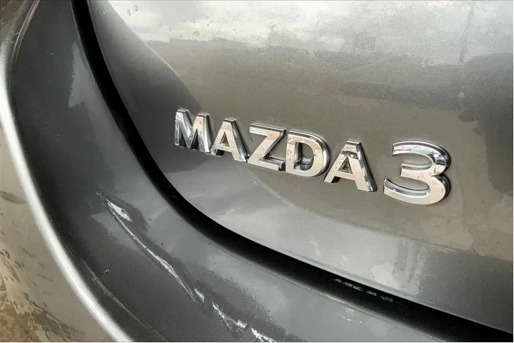 $19688 : Mazda Mazda3 Sedan 2023 2.5 image 9