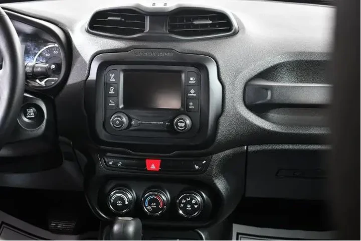 $9455 : Jeep Renegade 2016 4x4 Latit image 9