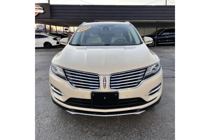 $17999 : 2018 MKC Reserve image 4