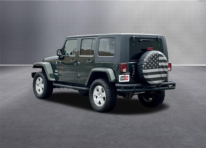 $15448 : 2010 Wrangler Unlimited Sahara image 5