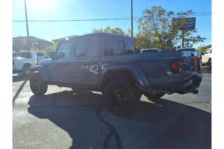 $39988 : Jeep Gladiator 2024 4x4 Spor image 5