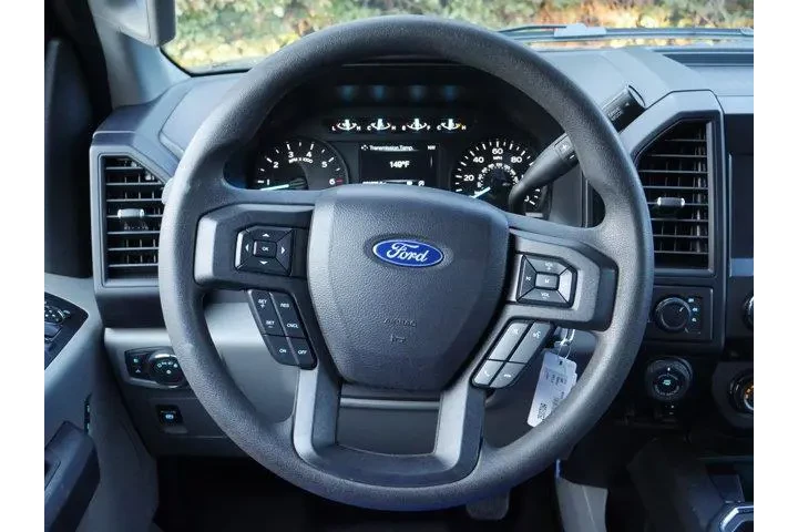 $29976 : Ford F-150 2020 4x4 XL 4dr S image 6