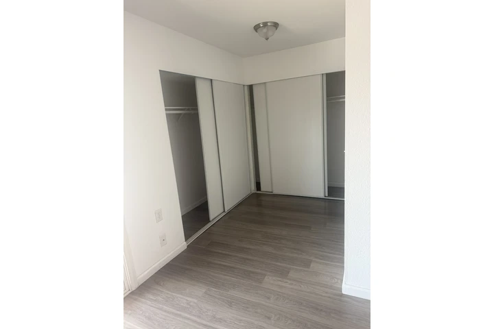Rento casa image 4