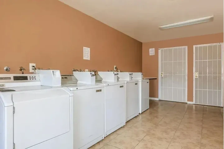 $1100 : Cozy 1-Bedroom and 1-Bathroom image 1