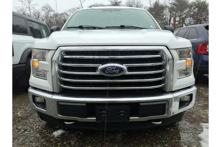 $17927 : Ford F-150 2017 4x4 Lariat 4 image 2