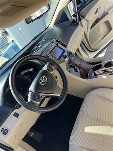 $11000 : Toyota Venza 2015 image 6