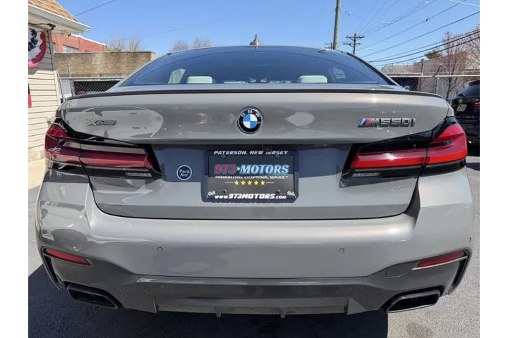 $54999 : 2022 BMW 5 Series M550i xDrive image 9